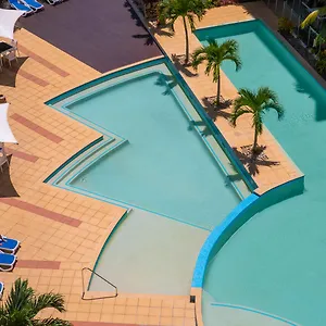 **** Hotel Mantra Trilogy Australia